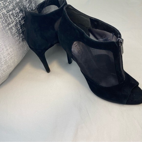 Guess Black Zipper Unique Sheer Net Suede Peep Toe Stiletto Heel Boot Shoe SZ9.5 - Picture 2 of 16